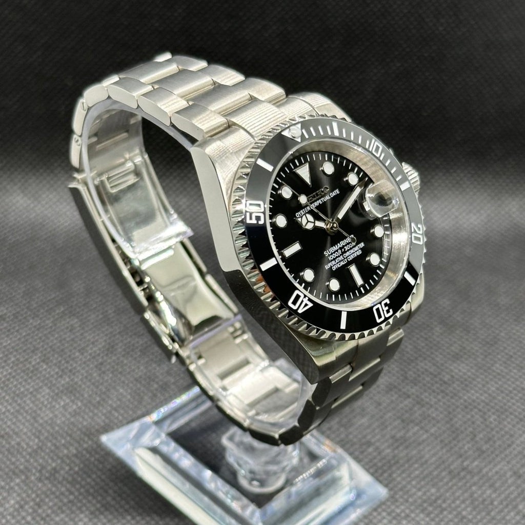Submariner Mod "Date" Dive Watch - Somerville Watch Company